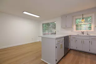 8 Hawkstead Hollow, Nashua, NH 03063 - Photo 7