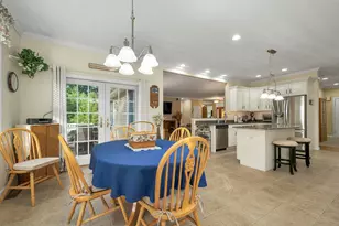 112 Pinecrest Rd, Litchfield, NH 03052 - Photo 23