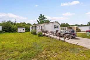 43 Pinyon Place, Londonderry, NH 03038 - Photo 1