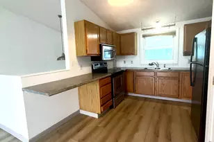 186 Dunbarton Rd, Manchester, NH 03102 - Photo 7