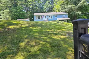 72 Greeley St, Hudson, NH 03051 - Photo 3