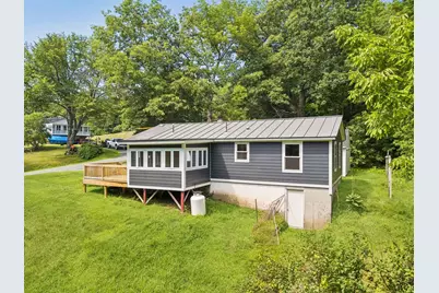 489 Campbell Street, Hartford, VT 05001 - Photo 5
