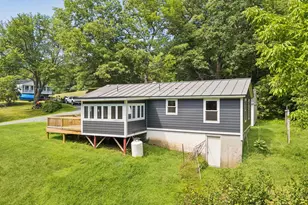 489 Campbell St, Hartford, VT 05001 - Photo 5