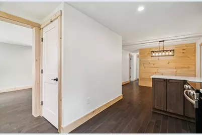 489 Campbell Street, Hartford, VT 05001 - Photo 17
