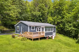 489 Campbell St, Hartford, VT 05001 - Photo 3