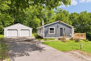 489 Campbell St, Hartford, VT 05001 - Photo 7