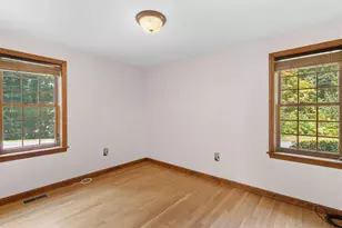 34 Old Milford Rd, Amherst, NH 03031 - Photo 15