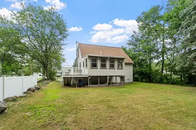 36 E Dunstable Road, Nashua, NH 03060 - Photo 5