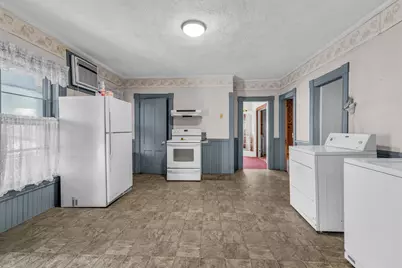 72 B Street, Manchester, NH 03102 - Photo 11