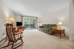 19 Saco St, Conway, NH 03813 - Photo 9