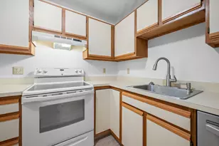 19 Saco St, Conway, NH 03813 - Photo 5
