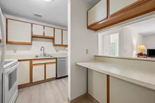 19 Saco St, Conway, NH 03813 - Photo 3