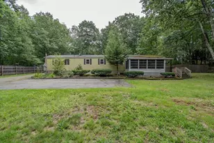 169 Calef Hwy, Lee, NH 03861 - Photo 35