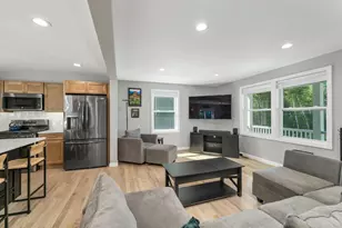 22 Birch Dr, Sandown, NH 03873 - Photo 15