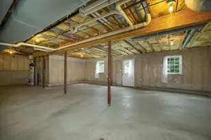 19 Town Village Dr, Salem, NH 03079 - Photo 49