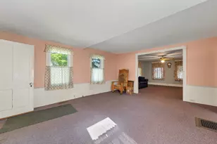 169 E Main St, Tilton, NH 03276 - Photo 31