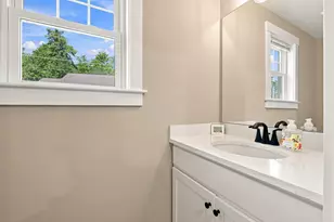 32 Charter St, Exeter, NH 03833 - Photo 13
