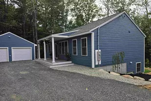 11 Hill St, Newport, NH 03773 - Photo 5