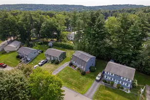 8 St Andrews Cir, Nashua, NH 03062 - Photo 31