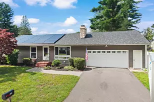 156 Kenberma St, Manchester, NH 03103 - Photo 1