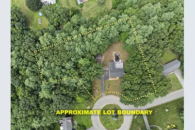 17 Skylark Drive, Derry, NH 03038 - Photo 5