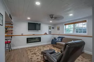208 Beaver St, Manchester, NH 03104 - Photo 21
