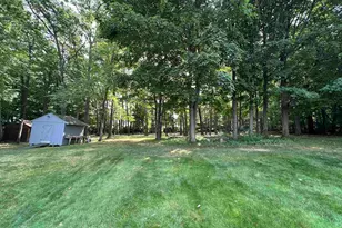 565 Vinton St, Manchester, NH 03103 - Photo 29
