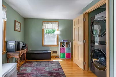 565 Vinton Street, Manchester, NH 03103 - Photo 15