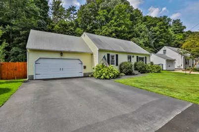 70 Avon Drive, Nashua, NH 03064 - Photo 3
