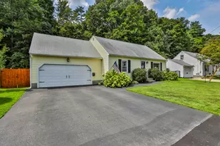 70 Avon Dr, Nashua, NH 03064 - Photo 3