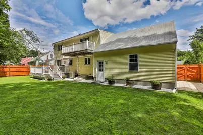 70 Avon Drive, Nashua, NH 03064 - Photo 7