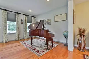 251 Villa St, Manchester, NH 03103 - Photo 17