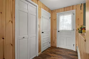 1310 Wellington Rd, Manchester, NH 03104 - Photo 9