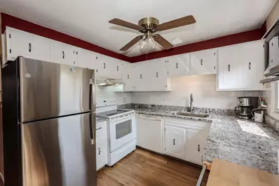9 Pine Isle Drive #B, Derry, NH 03038 - Photo 7