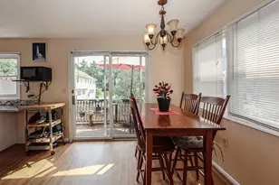 9 Pine Isle Dr, Derry, NH 03038 - Photo 9