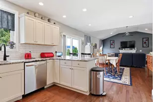 42 Diamondback Ave, Nashua, NH 03062 - Photo 13