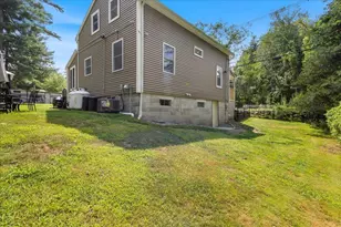 122 N Main St, Salem, NH 03079 - Photo 41