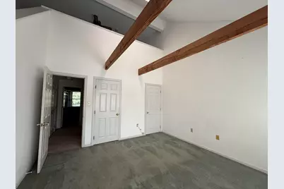 306 Circle Road, Manchester, NH 03103 - Photo 7