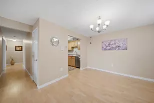8 Northbrook Dr, Manchester, NH 03102 - Photo 9