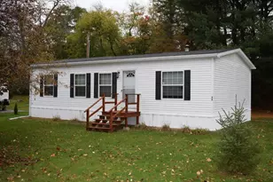 28 Huron St, Whitefield, NH 03598 - Photo 31