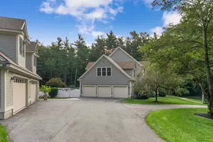 232 Gulf Rd, Dover, NH 03820 - Photo 5