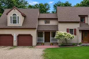 311 Rattlesnake Hill Rd, Auburn, NH 03032 - Photo 1