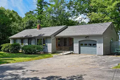 664 Borough Road, Pembroke, NH 03275 - Photo 9