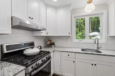 42 Laurel Hill Road, Hollis, NH 03049 - Photo 9