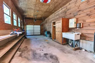 367 Tubbs Hill Rd, Deering, NH 03244 - Photo 41