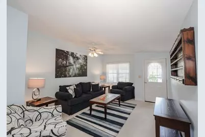 8 Rainbow Drive, Londonderry, NH 03053 - Photo 3