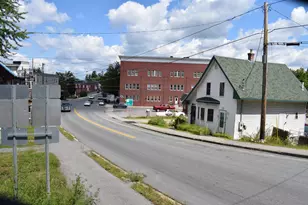 9 Prospect St, Lancaster, NH 03584 - Photo 5
