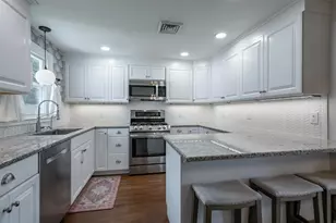 2 Hereford Dr, Nashua, NH 03062 - Photo 3