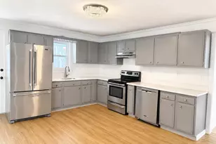 43 Hosley St, Manchester, NH 03103 - Photo 3