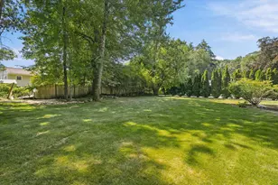 12 Meadow Ln, Salem, NH 03079 - Photo 43